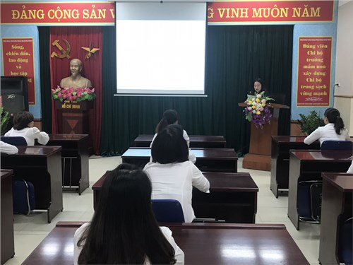 Trường Mầm non Bồ Đề tổ chức khai mạc hội thi GVNV giỏi cấp trường.